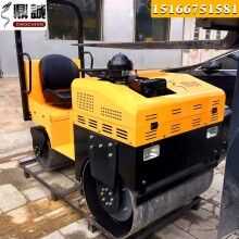 看成??！看1.5噸座駕式柴油壓路機 雙鋼輪壓路機 溝槽施工壓土機