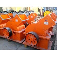 破碎水泥塊用什么破碎機(jī)？一臺多少錢？Z95